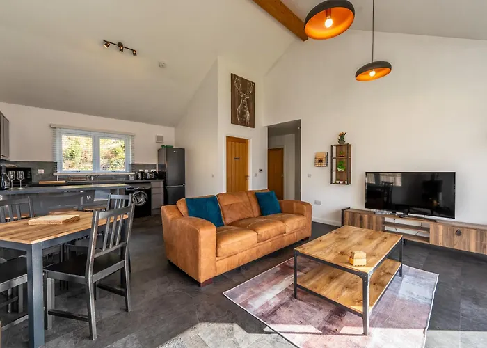 Shoreland Lodges - Cherry Lodge
