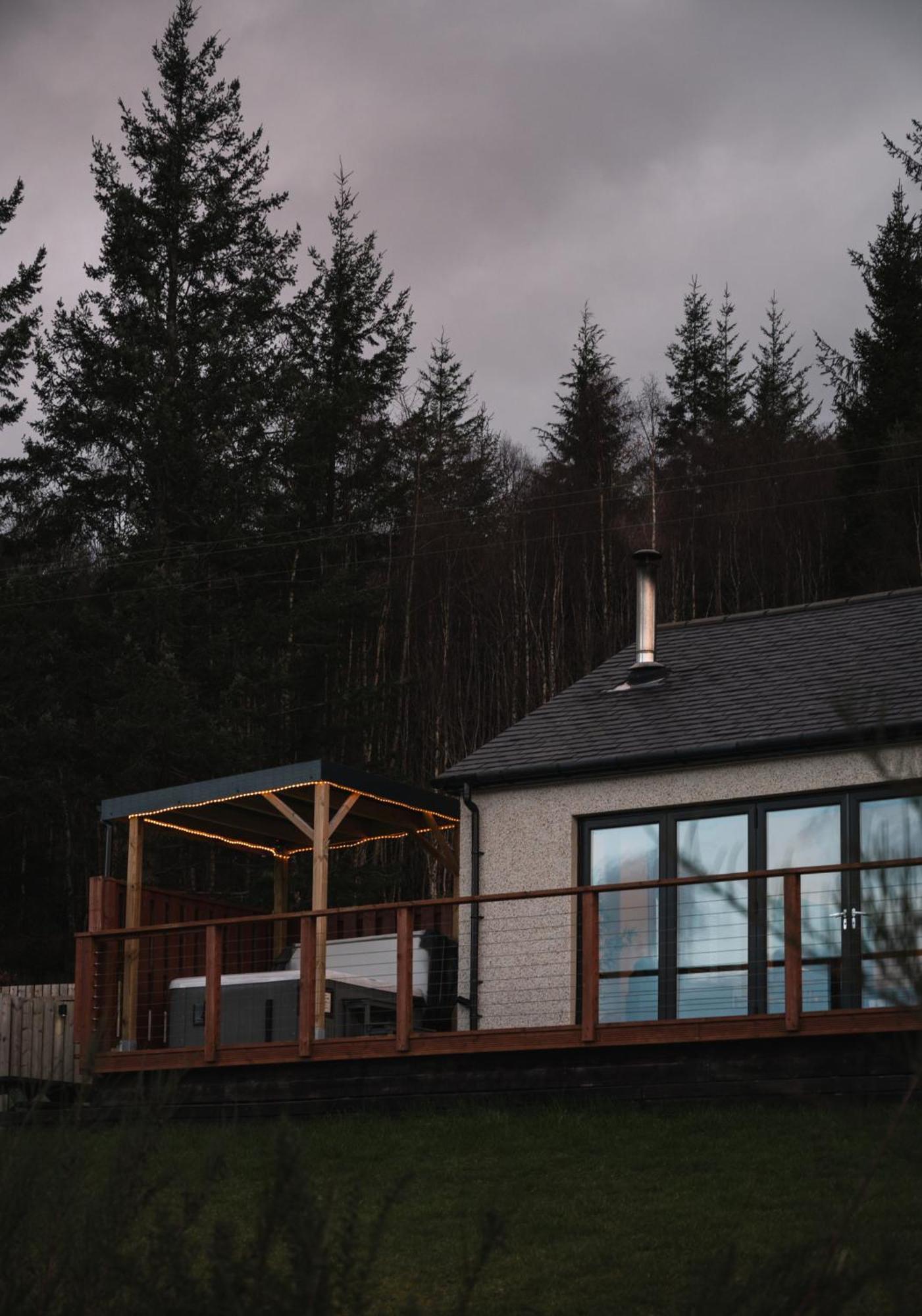 Shoreland - Cherry Fort Augustus